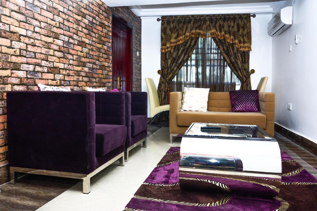 Crystal House International Hotel Ιλορίν Εξωτερικό φωτογραφία